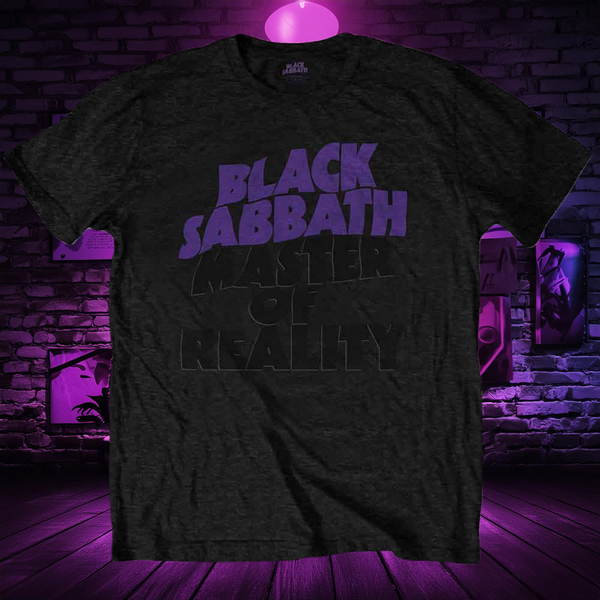 a t - shirt with the words black sabath on it